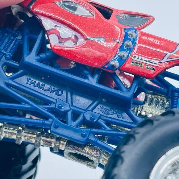 Hot Wheels Monster Jam Truck 1:64 Die Cast Vehicle "Brutus" Graphic - Picture 6 of 6